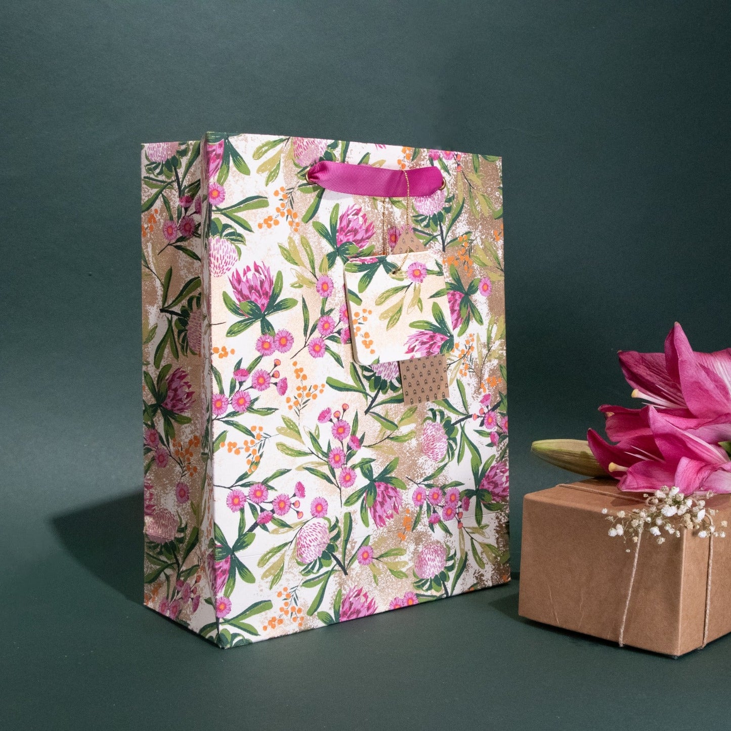 Noor Medium Bag (Set of 10)